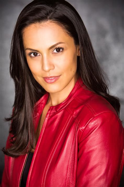 raquel pomplun|BIO .